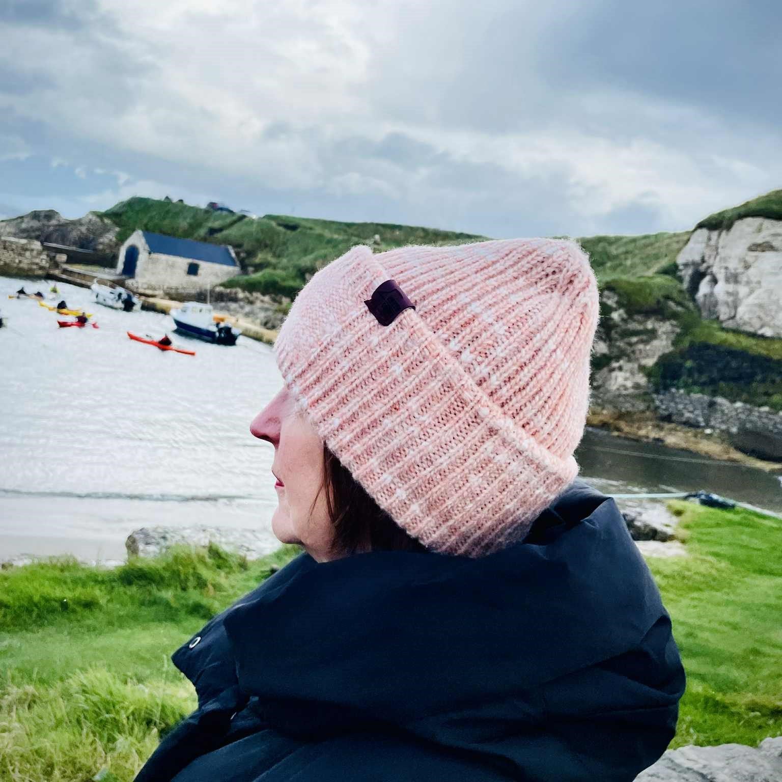 Heavyweight Multi-yarn beanie Strawberry